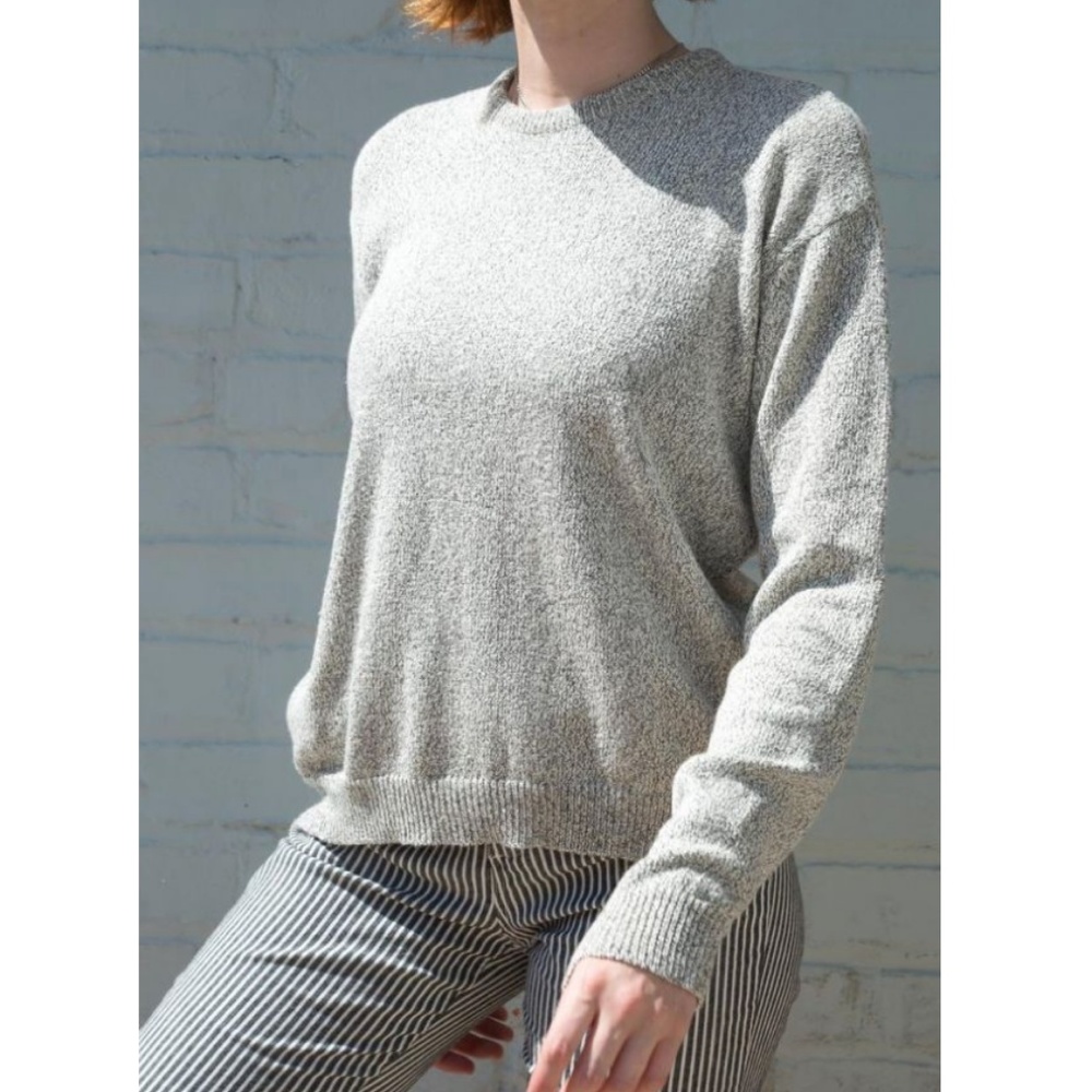 NWOT Brandy Melville Bernadette Grey Soft Sweater - Picture 2 of 6